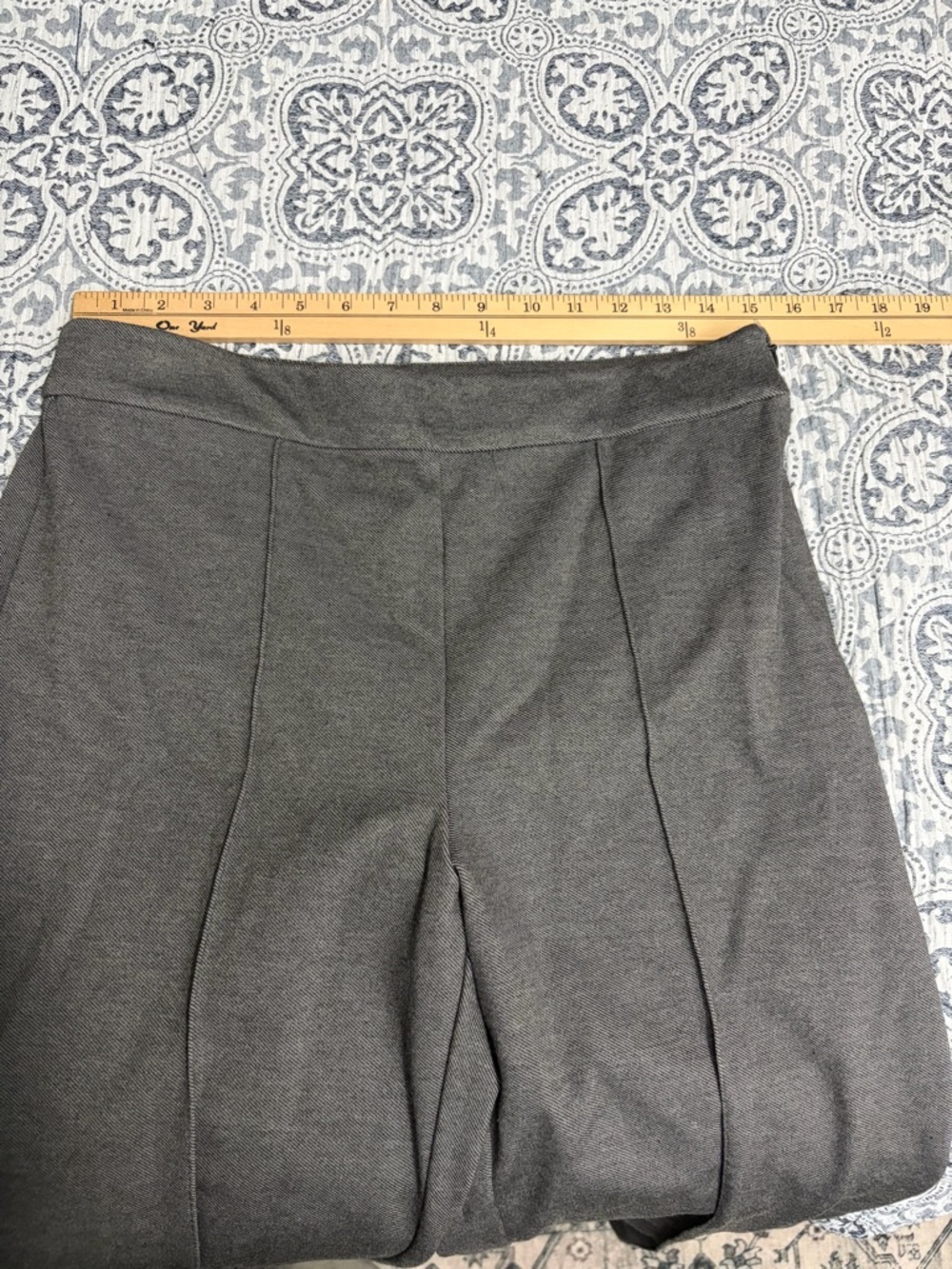 Ann Taylor Petite Heather Gray Knit Wide Leg Trousers 10P - Picture 4 of 10